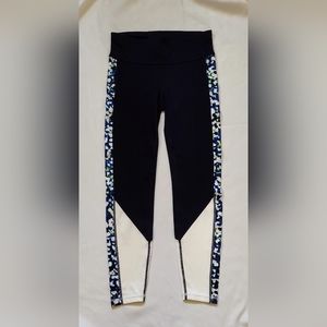 Gap Fit Blackout Technology Athletic Workout Leggings Size XS Black White